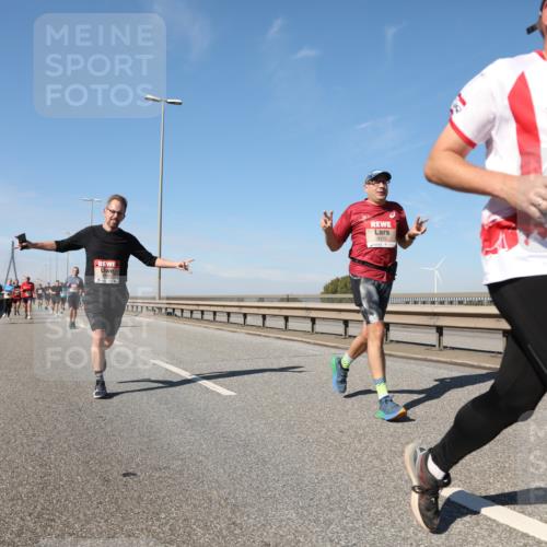 03.10.2025 - Köhlbrandbrückenlauf Yannick Fuchs http://msf.ph/oto/9191778 03.10.2025 11:52:42 Position 3 4370, 4401 meine-sportfotos.de