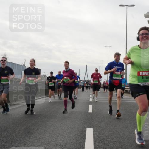 03.10.2025 - Köhlbrandbrückenlauf Matties Gatica Varas http://msf.ph/oto/9191804 03.10.2025 16:07:43 Position 3 8897 meine-sportfotos.de