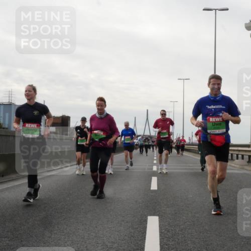 03.10.2025 - Köhlbrandbrückenlauf Matties Gatica Varas http://msf.ph/oto/9191807 03.10.2025 16:07:43 Position 3 8526 meine-sportfotos.de