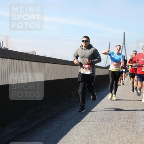 03.10.2025 - Köhlbrandbrückenlauf Yannick Fuchs http://msf.ph/oto/9191828 03.10.2025 11:52:46 Position 3 4506 meine-sportfotos.de
