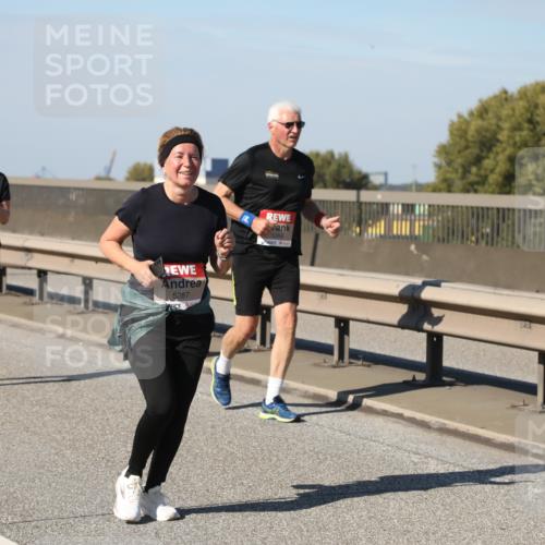 03.10.2025 - Köhlbrandbrückenlauf Yannick Fuchs http://msf.ph/oto/9191852 03.10.2025 12:12:50 Position 3 5287, 5264 meine-sportfotos.de