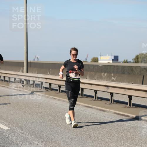 03.10.2025 - Köhlbrandbrückenlauf Yannick Fuchs http://msf.ph/oto/9191859 03.10.2025 12:12:51 Position 3 5287 meine-sportfotos.de
