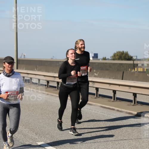 03.10.2025 - Köhlbrandbrückenlauf Yannick Fuchs http://msf.ph/oto/9191890 03.10.2025 12:12:55 Position 3 6284, 5384, 5201 meine-sportfotos.de
