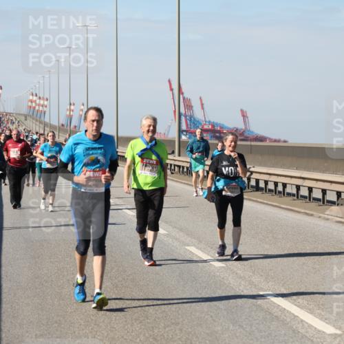 03.10.2025 - Köhlbrandbrückenlauf Yannick Fuchs http://msf.ph/oto/9191905 03.10.2025 12:12:57 Position 3  meine-sportfotos.de