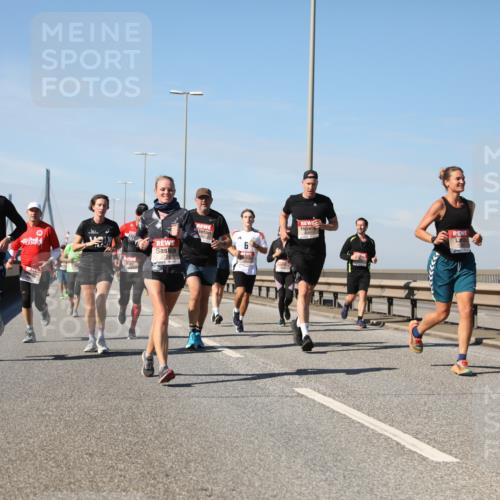 03.10.2025 - Köhlbrandbrückenlauf Yannick Fuchs http://msf.ph/oto/9191912 03.10.2025 11:52:51 Position 3 6 meine-sportfotos.de