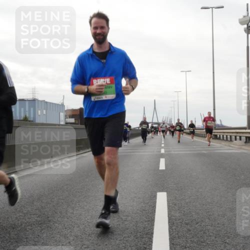 03.10.2025 - Köhlbrandbrückenlauf Matties Gatica Varas http://msf.ph/oto/9191930 03.10.2025 16:08:13 Position 3 84812 meine-sportfotos.de