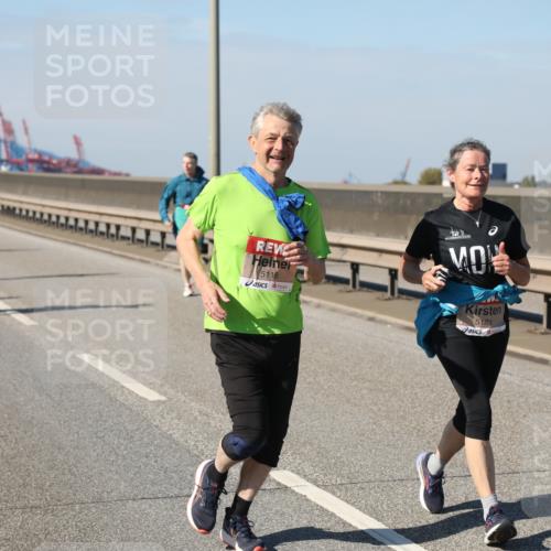03.10.2025 - Köhlbrandbrückenlauf Yannick Fuchs http://msf.ph/oto/9191948 03.10.2025 12:13:02 Position 3 5116, 5121 meine-sportfotos.de