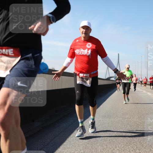 03.10.2025 - Köhlbrandbrückenlauf Yannick Fuchs http://msf.ph/oto/9191954 03.10.2025 11:52:54 Position 3 6779 meine-sportfotos.de