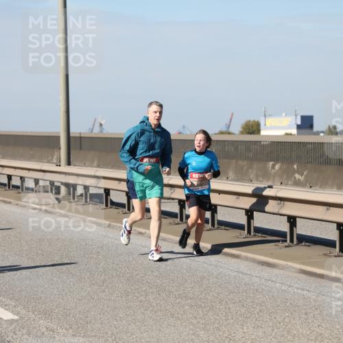 03.10.2025 - Köhlbrandbrückenlauf Yannick Fuchs http://msf.ph/oto/9191963 03.10.2025 12:13:04 Position 3  meine-sportfotos.de