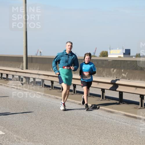 03.10.2025 - Köhlbrandbrückenlauf Yannick Fuchs http://msf.ph/oto/9191966 03.10.2025 12:13:04 Position 3  meine-sportfotos.de