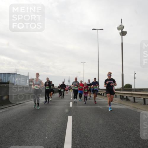 03.10.2025 - Köhlbrandbrückenlauf Matties Gatica Varas http://msf.ph/oto/9191967 03.10.2025 16:08:30 Position 3  meine-sportfotos.de