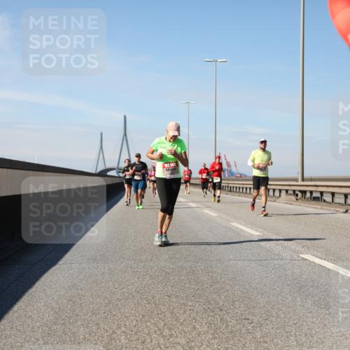 03.10.2025 - Köhlbrandbrückenlauf Yannick Fuchs http://msf.ph/oto/9191969 03.10.2025 11:52:55 Position 3 64 meine-sportfotos.de