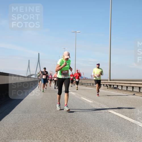 03.10.2025 - Köhlbrandbrückenlauf Yannick Fuchs http://msf.ph/oto/9191977 03.10.2025 11:52:56 Position 3 6184 meine-sportfotos.de