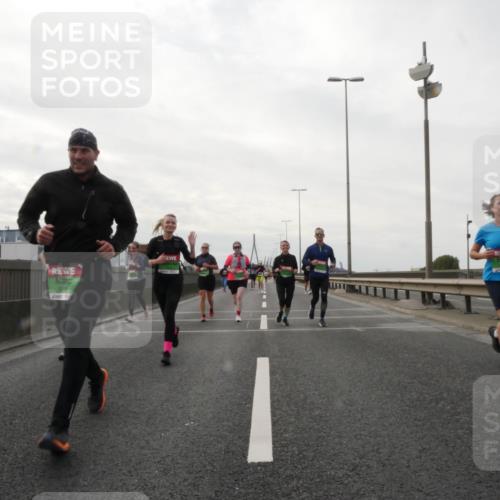 03.10.2025 - Köhlbrandbrückenlauf Matties Gatica Varas http://msf.ph/oto/9191979 03.10.2025 16:08:35 Position 3 823 meine-sportfotos.de