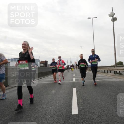 03.10.2025 - Köhlbrandbrückenlauf Matties Gatica Varas http://msf.ph/oto/9191984 03.10.2025 16:08:36 Position 3 7405 meine-sportfotos.de