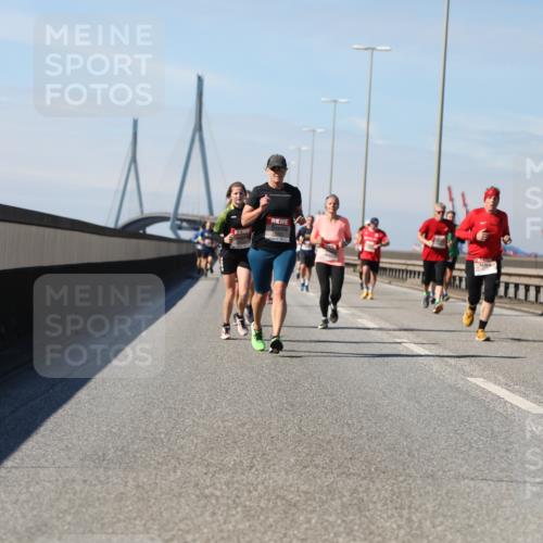 03.10.2025 - Köhlbrandbrückenlauf Yannick Fuchs http://msf.ph/oto/9191987 03.10.2025 11:52:57 Position 3  meine-sportfotos.de