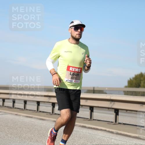 03.10.2025 - Köhlbrandbrückenlauf Yannick Fuchs http://msf.ph/oto/9192007 03.10.2025 11:52:58 Position 3 6379 meine-sportfotos.de