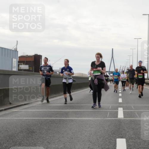 03.10.2025 - Köhlbrandbrückenlauf Matties Gatica Varas http://msf.ph/oto/9192028 03.10.2025 16:08:51 Position 3  meine-sportfotos.de