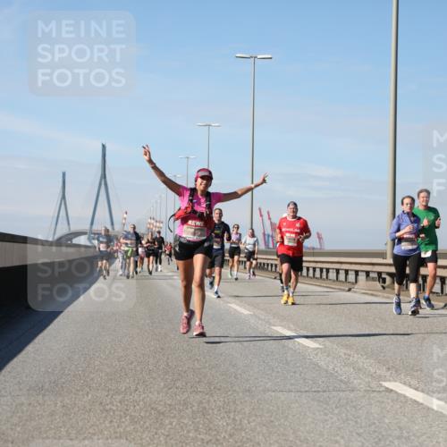 03.10.2025 - Köhlbrandbrückenlauf Yannick Fuchs http://msf.ph/oto/9192066 03.10.2025 11:53:03 Position 3 6177 meine-sportfotos.de