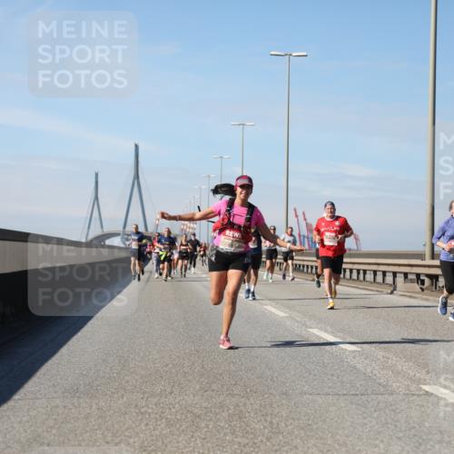 03.10.2025 - Köhlbrandbrückenlauf Yannick Fuchs http://msf.ph/oto/9192068 03.10.2025 11:53:04 Position 3  meine-sportfotos.de