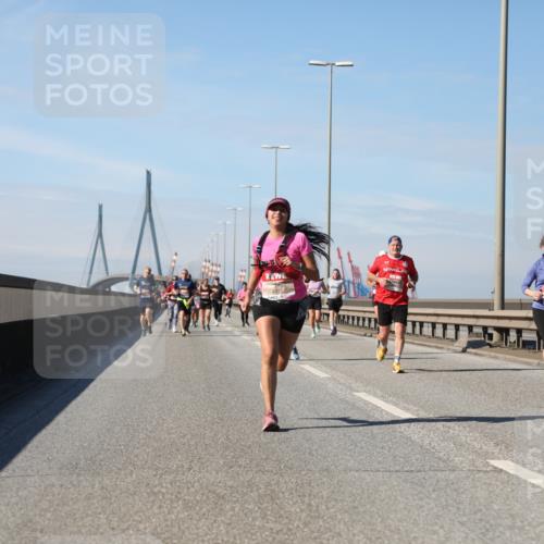 03.10.2025 - Köhlbrandbrückenlauf Yannick Fuchs http://msf.ph/oto/9192075 03.10.2025 11:53:04 Position 3  meine-sportfotos.de