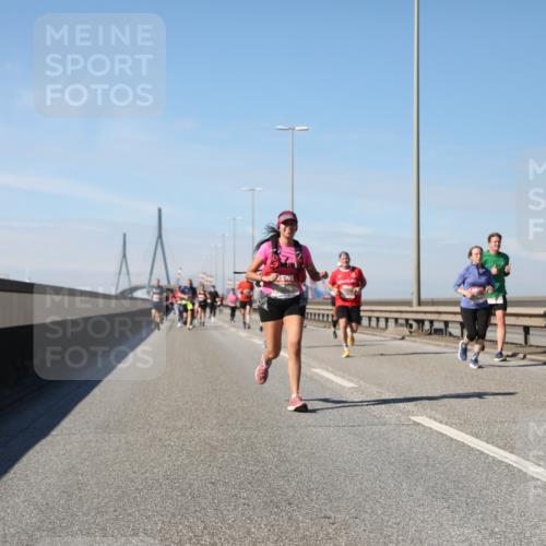 03.10.2025 - Köhlbrandbrückenlauf Yannick Fuchs http://msf.ph/oto/9192078 03.10.2025 11:53:04 Position 3  meine-sportfotos.de