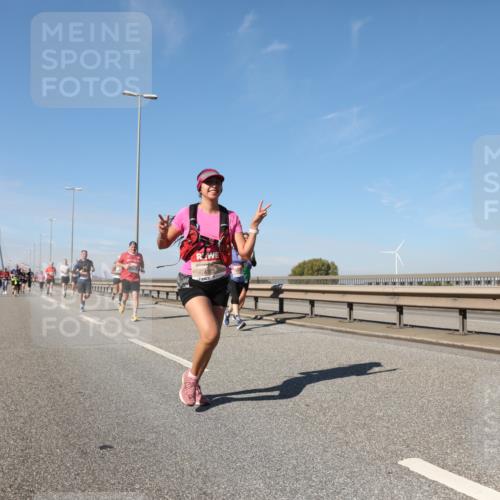 03.10.2025 - Köhlbrandbrückenlauf Yannick Fuchs http://msf.ph/oto/9192106 03.10.2025 11:53:06 Position 3 4315 meine-sportfotos.de