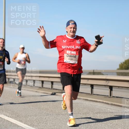 03.10.2025 - Köhlbrandbrückenlauf Yannick Fuchs http://msf.ph/oto/9192125 03.10.2025 11:53:07 Position 3 6530 meine-sportfotos.de