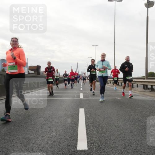 03.10.2025 - Köhlbrandbrückenlauf Matties Gatica Varas http://msf.ph/oto/9192129 03.10.2025 16:09:15 Position 3 8087 meine-sportfotos.de