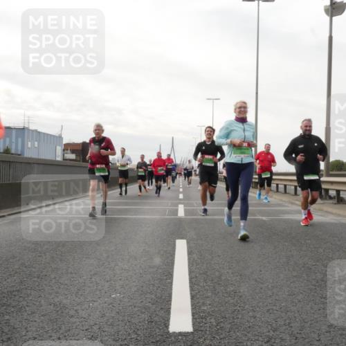 03.10.2025 - Köhlbrandbrückenlauf Matties Gatica Varas http://msf.ph/oto/9192130 03.10.2025 16:09:16 Position 3 3087 meine-sportfotos.de