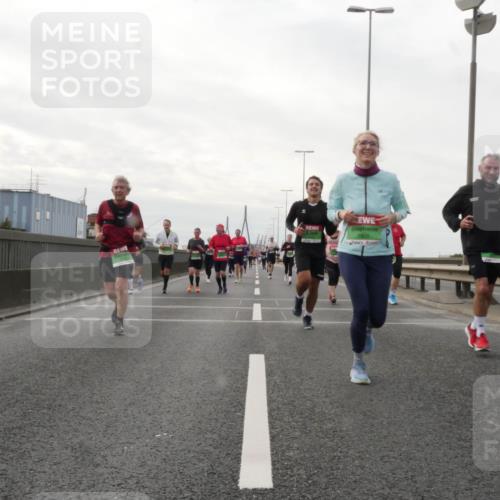 03.10.2025 - Köhlbrandbrückenlauf Matties Gatica Varas http://msf.ph/oto/9192133 03.10.2025 16:09:16 Position 3 7922 meine-sportfotos.de