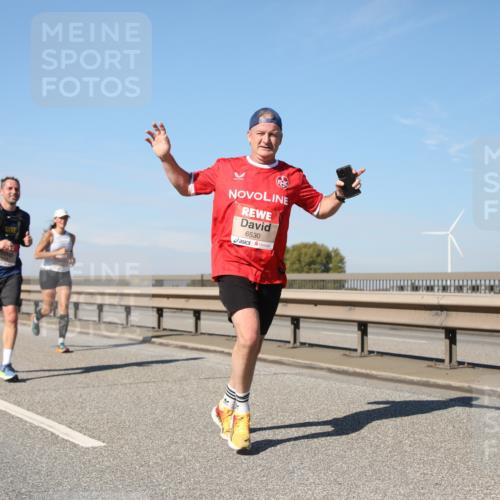 03.10.2025 - Köhlbrandbrückenlauf Yannick Fuchs http://msf.ph/oto/9192135 03.10.2025 11:53:08 Position 3 6530 meine-sportfotos.de