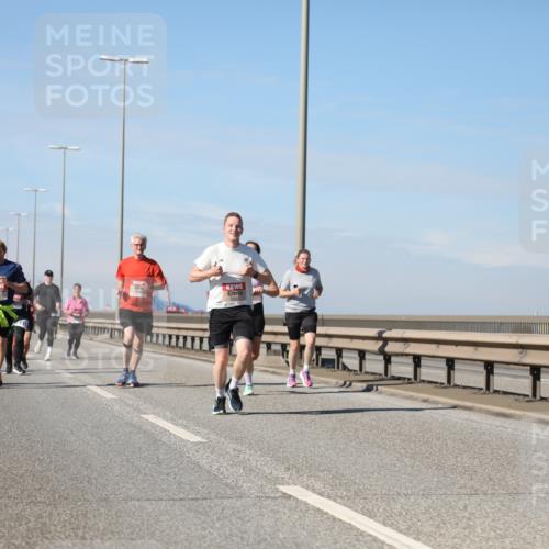 03.10.2025 - Köhlbrandbrückenlauf Yannick Fuchs http://msf.ph/oto/9192161 03.10.2025 11:53:10 Position 3  meine-sportfotos.de