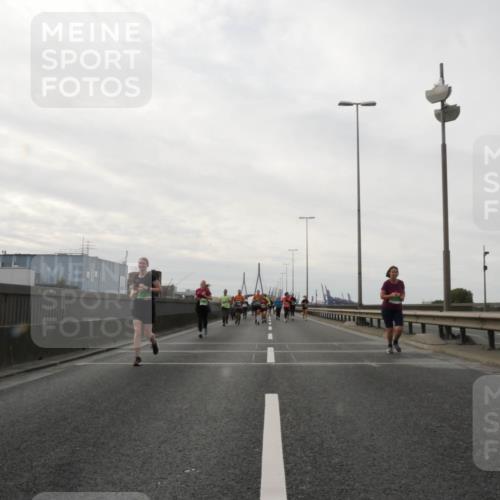 03.10.2025 - Köhlbrandbrückenlauf Matties Gatica Varas http://msf.ph/oto/9192195 03.10.2025 16:09:32 Position 3  meine-sportfotos.de