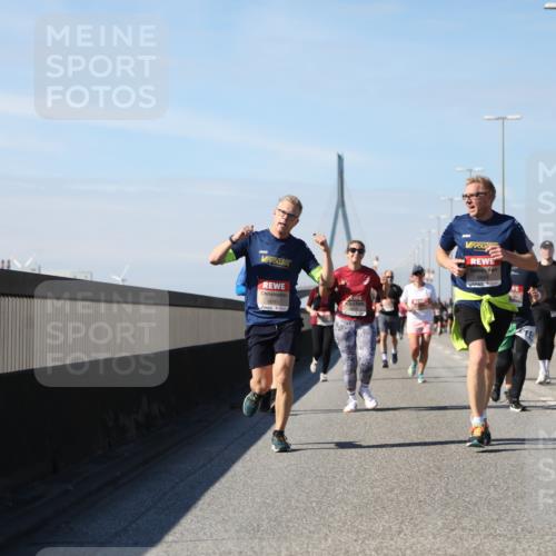 03.10.2025 - Köhlbrandbrückenlauf Yannick Fuchs http://msf.ph/oto/9192200 03.10.2025 11:53:12 Position 3  meine-sportfotos.de