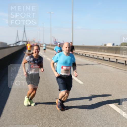 03.10.2025 - Köhlbrandbrückenlauf Yannick Fuchs http://msf.ph/oto/9192211 03.10.2025 12:13:36 Position 3  meine-sportfotos.de