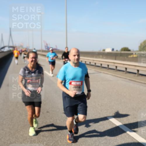 03.10.2025 - Köhlbrandbrückenlauf Yannick Fuchs http://msf.ph/oto/9192219 03.10.2025 12:13:36 Position 3  meine-sportfotos.de