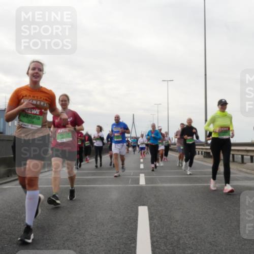 03.10.2025 - Köhlbrandbrückenlauf Matties Gatica Varas http://msf.ph/oto/9192233 03.10.2025 16:09:41 Position 3 7774 meine-sportfotos.de