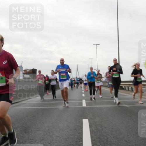 03.10.2025 - Köhlbrandbrückenlauf Matties Gatica Varas http://msf.ph/oto/9192238 03.10.2025 16:09:42 Position 3 9502 meine-sportfotos.de