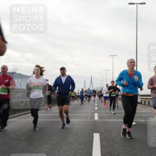 03.10.2025 - Köhlbrandbrückenlauf Matties Gatica Varas http://msf.ph/oto/9192250 03.10.2025 16:09:44 Position 3  meine-sportfotos.de