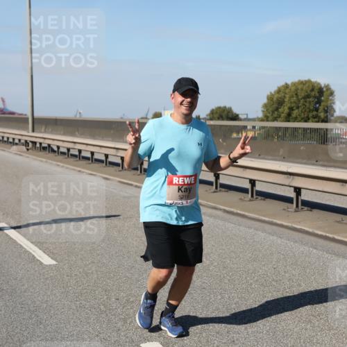 03.10.2025 - Köhlbrandbrückenlauf Yannick Fuchs http://msf.ph/oto/9192299 03.10.2025 12:13:49 Position 3 5219 meine-sportfotos.de
