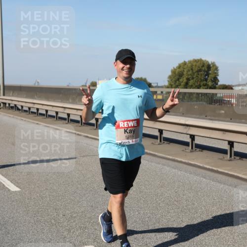 03.10.2025 - Köhlbrandbrückenlauf Yannick Fuchs http://msf.ph/oto/9192303 03.10.2025 12:13:49 Position 3 5219 meine-sportfotos.de