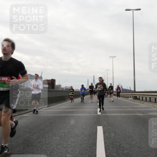 03.10.2025 - Köhlbrandbrückenlauf Matties Gatica Varas http://msf.ph/oto/9192305 03.10.2025 16:09:56 Position 3 7645, 6 meine-sportfotos.de