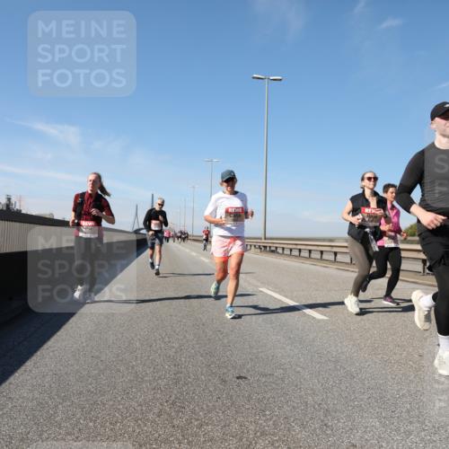 03.10.2025 - Köhlbrandbrückenlauf Yannick Fuchs http://msf.ph/oto/9192307 03.10.2025 11:53:19 Position 3  meine-sportfotos.de