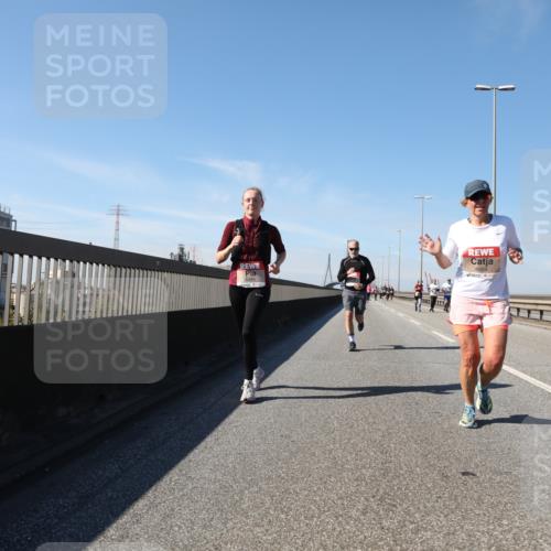 03.10.2025 - Köhlbrandbrückenlauf Yannick Fuchs http://msf.ph/oto/9192314 03.10.2025 11:53:19 Position 3 4609 meine-sportfotos.de