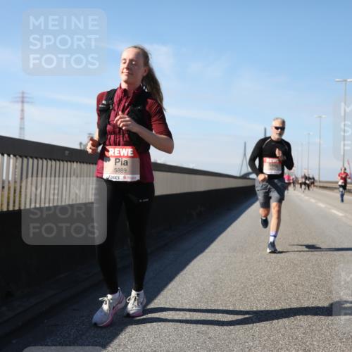 03.10.2025 - Köhlbrandbrückenlauf Yannick Fuchs http://msf.ph/oto/9192322 03.10.2025 11:53:19 Position 3 5889 meine-sportfotos.de