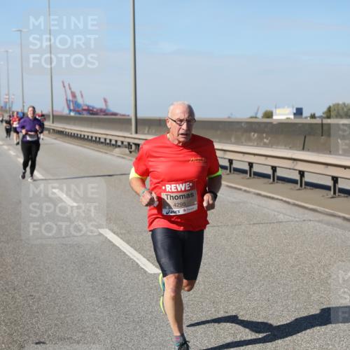 03.10.2025 - Köhlbrandbrückenlauf Yannick Fuchs http://msf.ph/oto/9192323 03.10.2025 12:13:51 Position 3 4295 meine-sportfotos.de