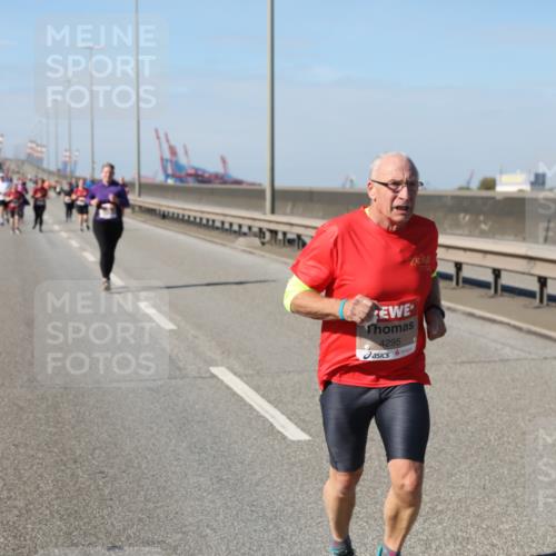 03.10.2025 - Köhlbrandbrückenlauf Yannick Fuchs http://msf.ph/oto/9192327 03.10.2025 12:13:51 Position 3 4295 meine-sportfotos.de