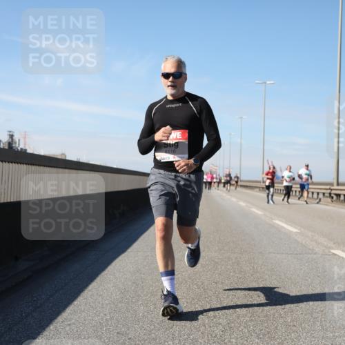 03.10.2025 - Köhlbrandbrückenlauf Yannick Fuchs http://msf.ph/oto/9192334 03.10.2025 11:53:20 Position 3 6116 meine-sportfotos.de