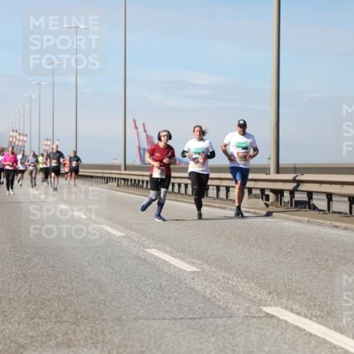 03.10.2025 - Köhlbrandbrückenlauf Yannick Fuchs http://msf.ph/oto/9192341 03.10.2025 11:53:21 Position 3  meine-sportfotos.de